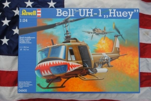 Revell 04905  Bell UH-1 